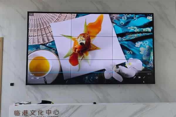液晶拼接屏怎么與電腦連接的？